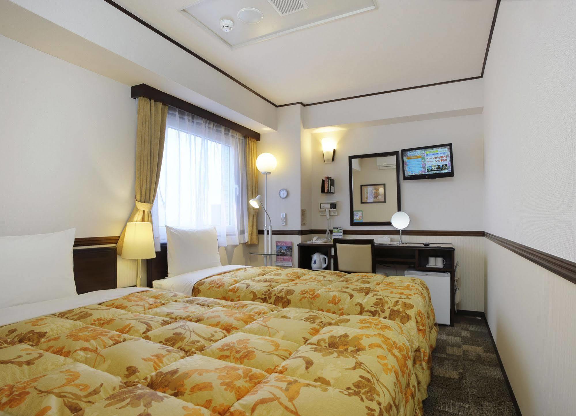 Toyoko Inn Jr Yokohama Sen Sagamihara Ekimae Kültér fotó